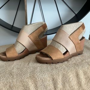 Sorel Joanie II Slingback wedge size 8